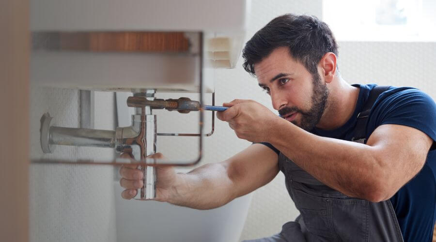Professional emergency plumbing in Smilax, KY